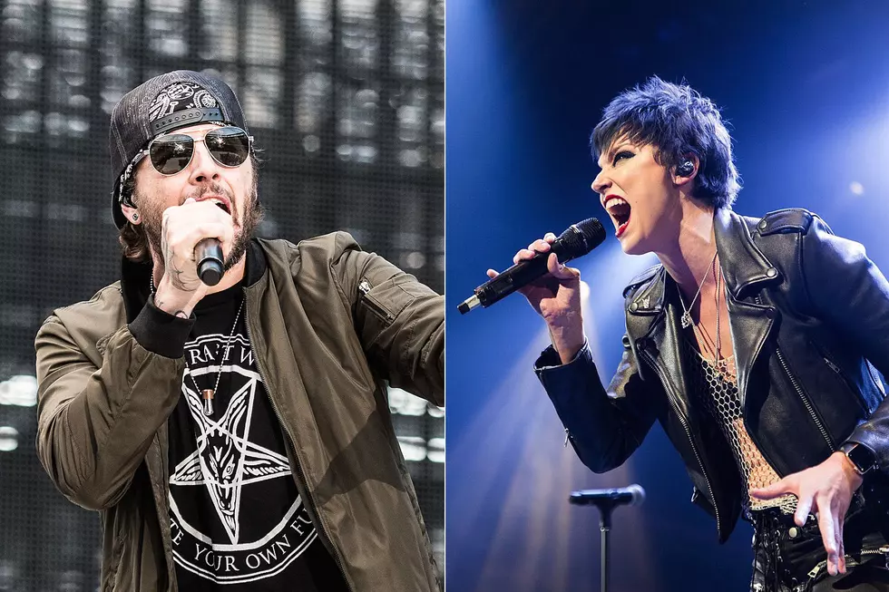 Watch Halestorm’s Lzzy Hale Join Avenged Sevenfold Onstage for Pink Floyd Cover