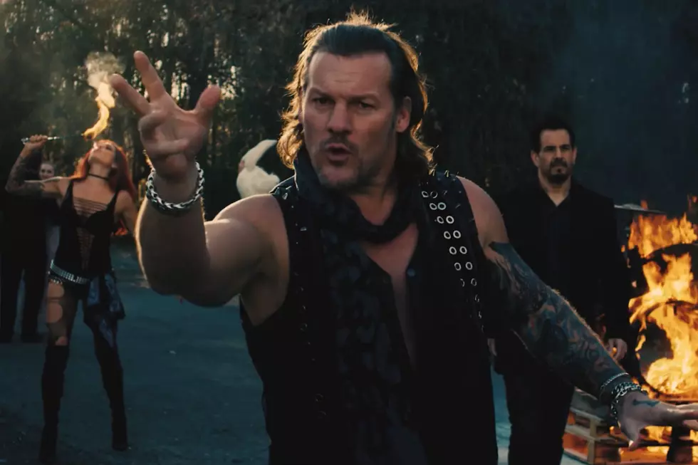 Fozzy Bring Back the Clowns + Chicks in ‘Painless’ Video – Exclusive Premiere