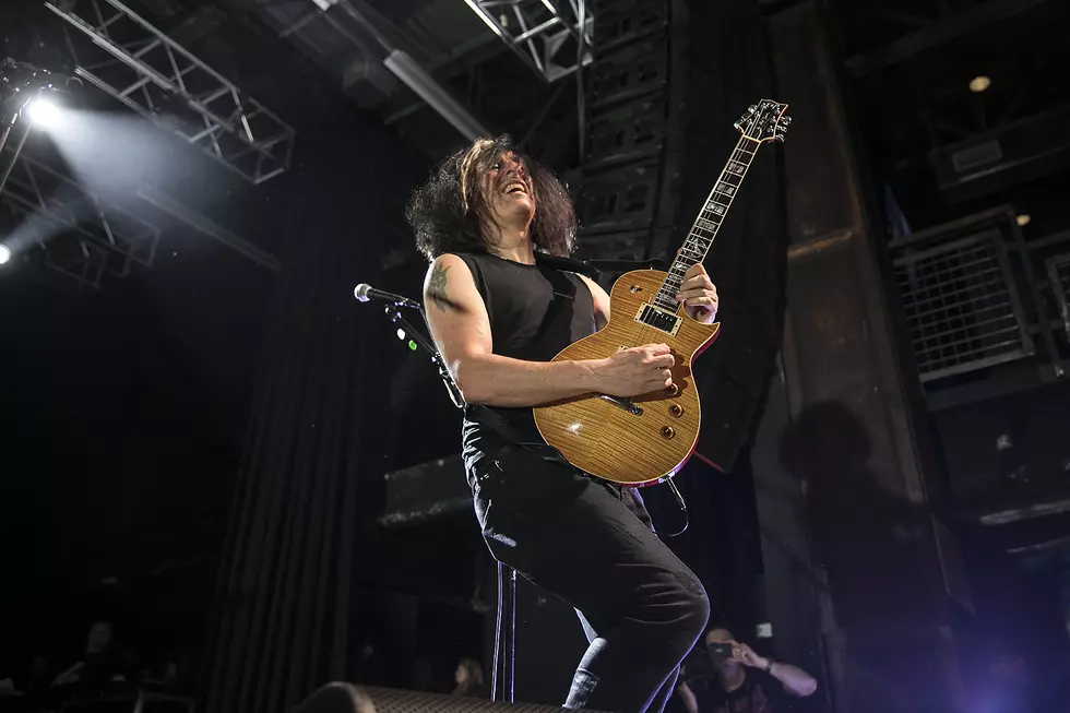 Watch Testament’s Alex Skolnick Play the National Anthem at Chicago Bulls Game