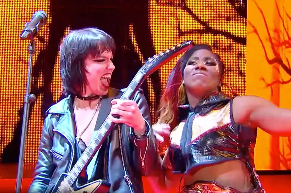 Cane Hill + Lzzy Hale Play Ember Moon Entrance Theme at WWE NXT: Takeover in New Orleans