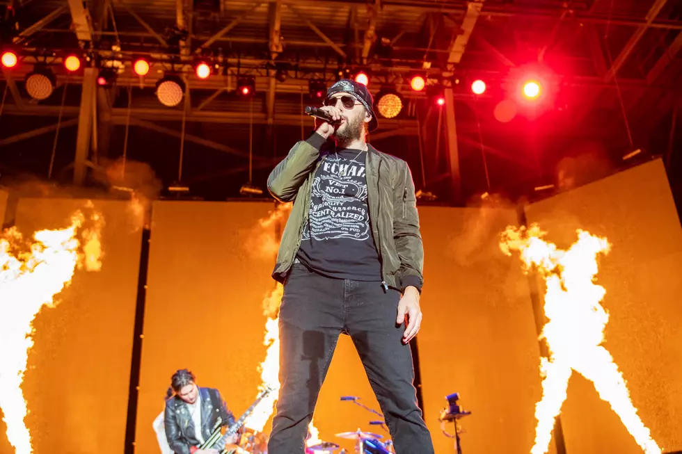 Avenged Sevenfold Stop Show to Save Fan—Watch