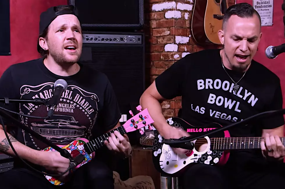 Tremonti Cover Metallica on Hello Kitty Guitars