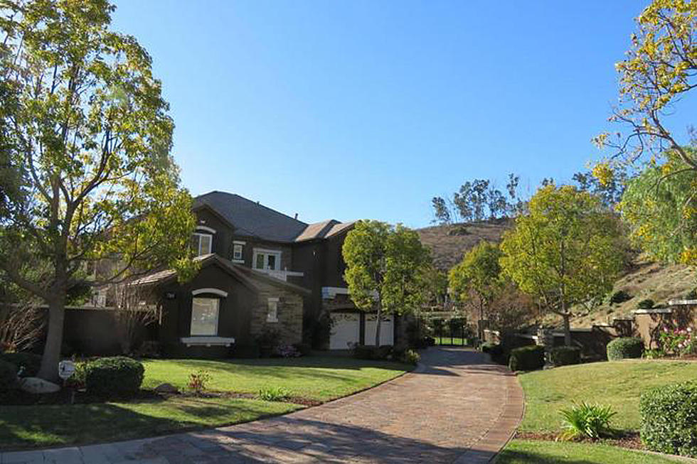 Queens of the Stone Age’s Troy Van Leeuwen Purchases $1.85 Million Camarillo Estate