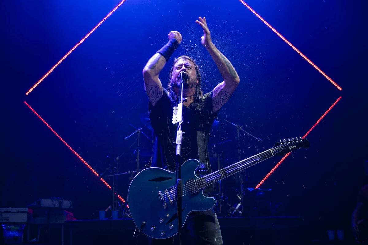 foo fighters tour review