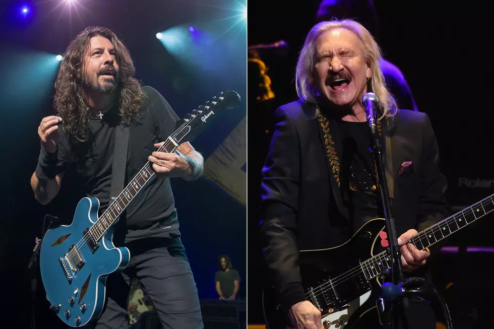 Foo Fighters + Joe Walsh Bring 'Rocky Mountain Way' to Fenway