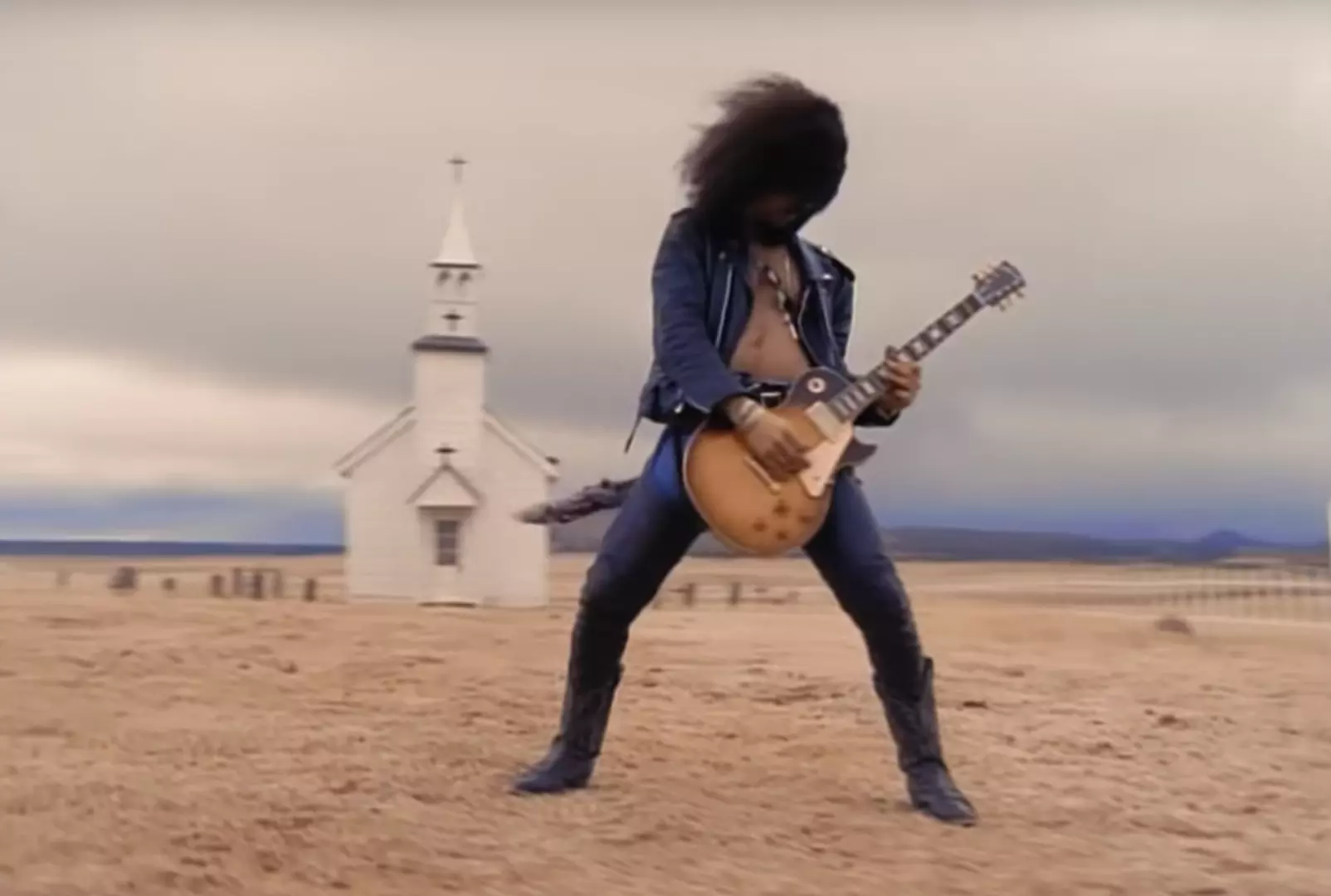 GN'R's 'November Rain' First '90s YouTube Video to Top 1B Views