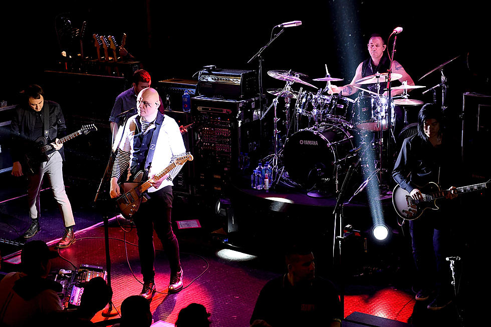 Smashing Pumpkins' Tour Opener Includes Led Zep + Bowie Covers