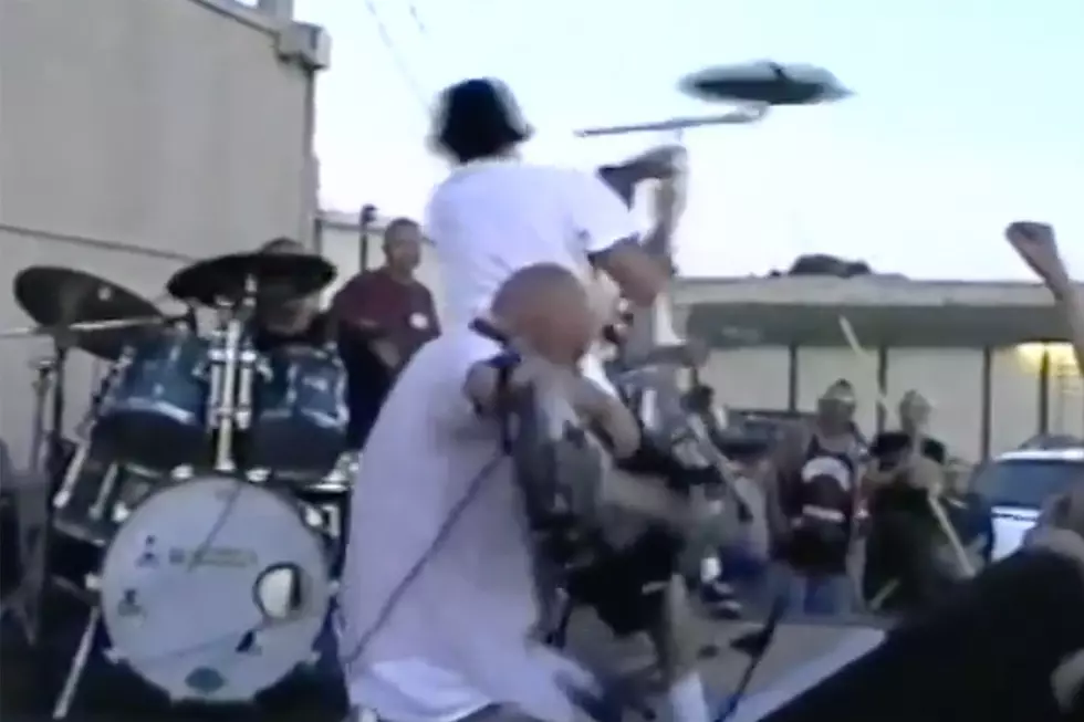 Watch Limp Bizkit Play a Parking Lot in 1997, Trash the Stage