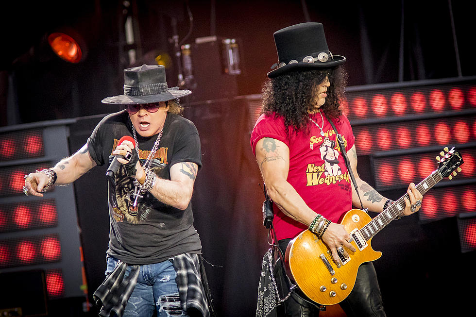 Axl Rose Initiated Phone Call With Slash Before Guns N&#8217; Roses Reunion