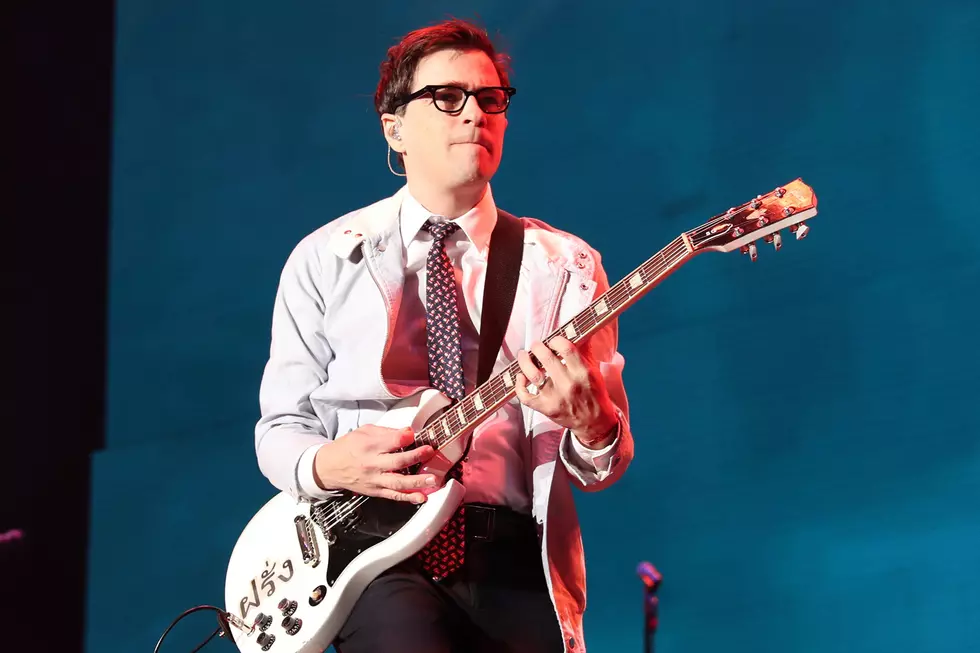 Weezer Cover ‘All the Small Things’ in Honor of Missing Headliners Blink-182 at 2018 Riot Fest