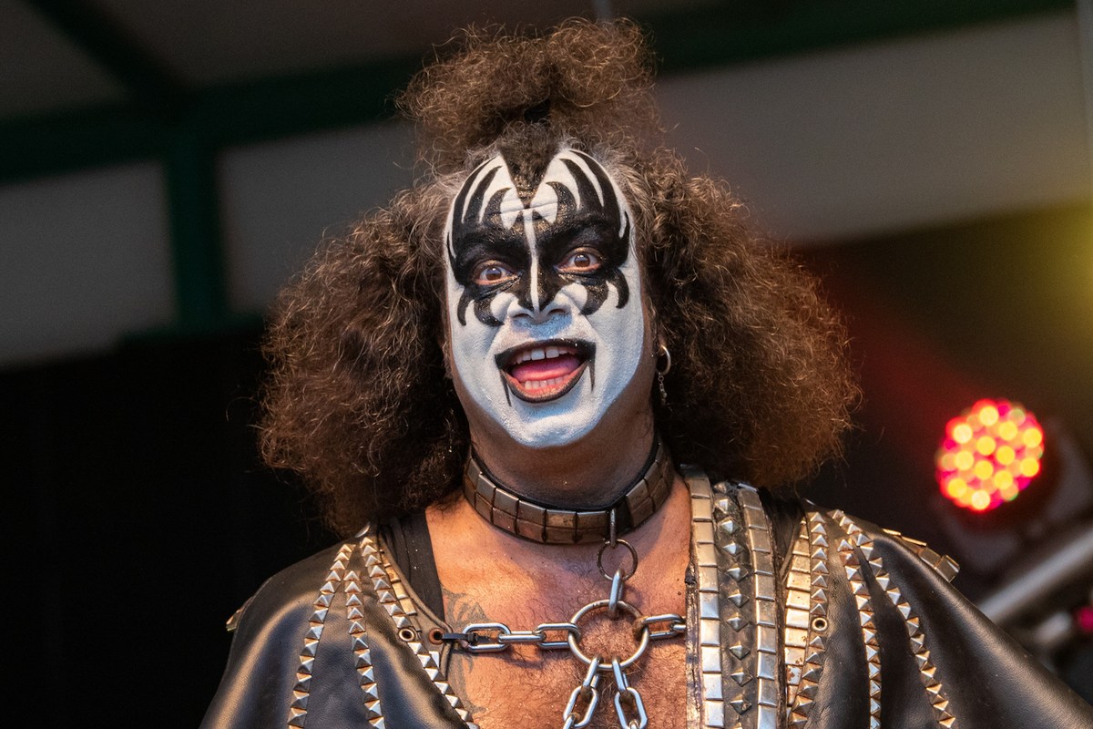 10 Funniest Cover Band Fails