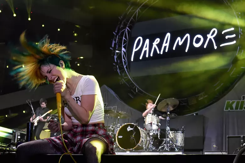How Paramore's Self-Titled Album Inspired A Dramatic Reinvention - Dig!