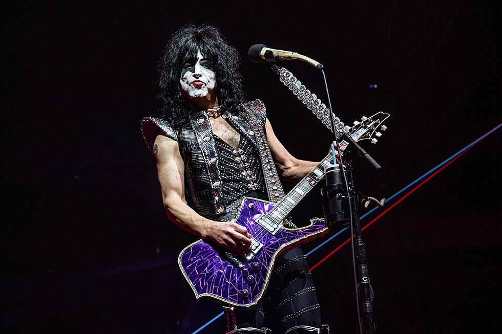 KISS&#8217; Paul Stanley + Family Test Positive for Omicron Variant