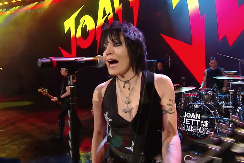 Watch Joan Jett Perform 'Bad Reputation' at Wrestlemania