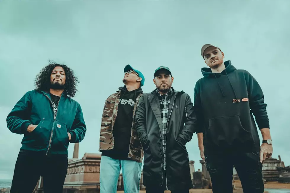 Issues Drop &#8216;Tapping Out,&#8217; First Song Without Vocalist Mike Bohn