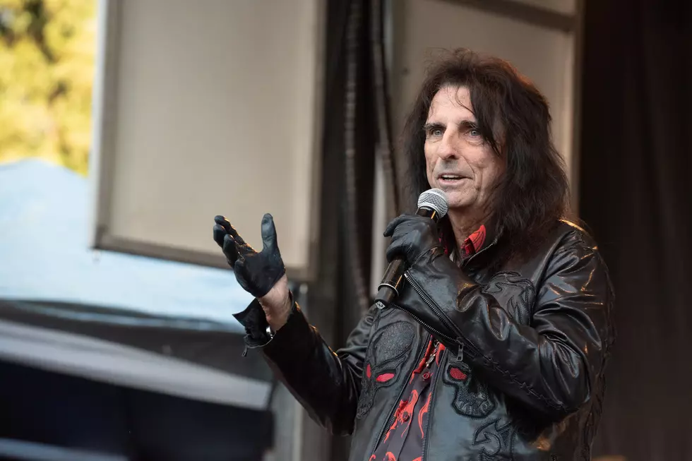 Win Alice Cooper & Halestorm Tickets