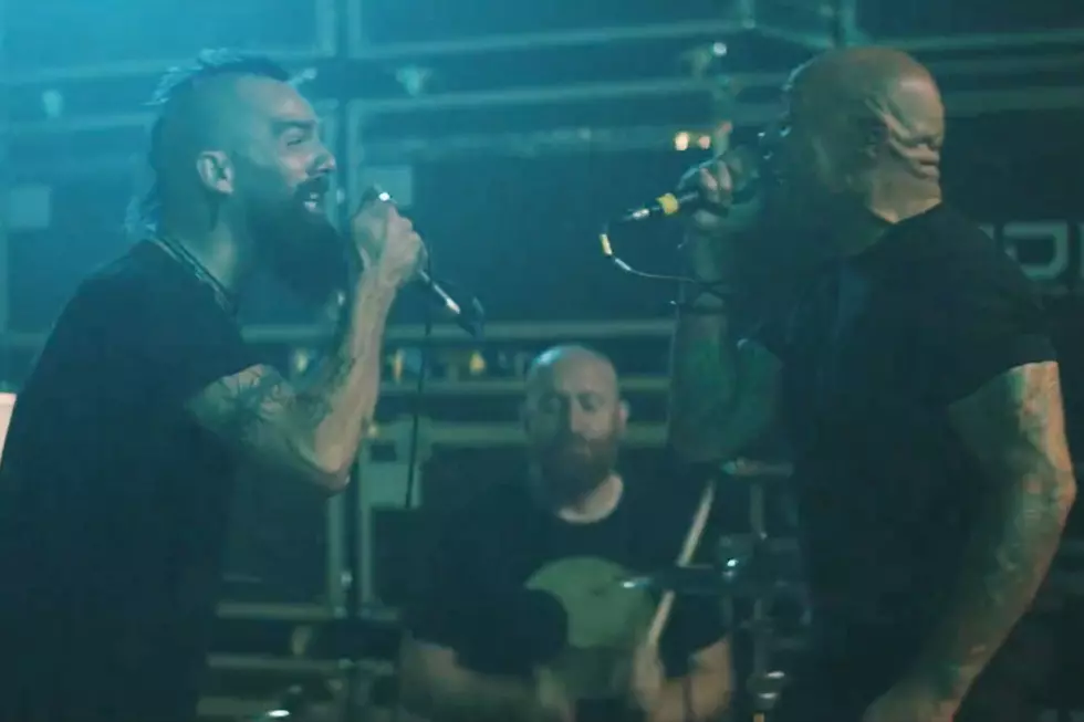 Watch Jesse Leach + Howard Jones Go Head to Head in Killswitch Engage&#8217;s &#8216;The Signal Fire&#8217; Video