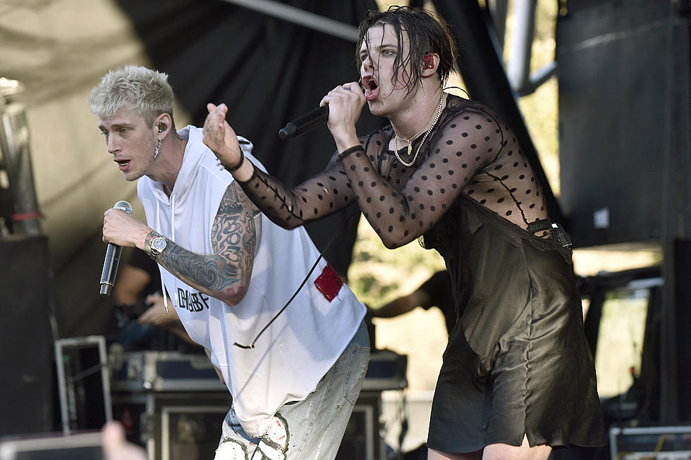 Machine Gun Kelly Yungblud Honor Shooting Victims On Corden