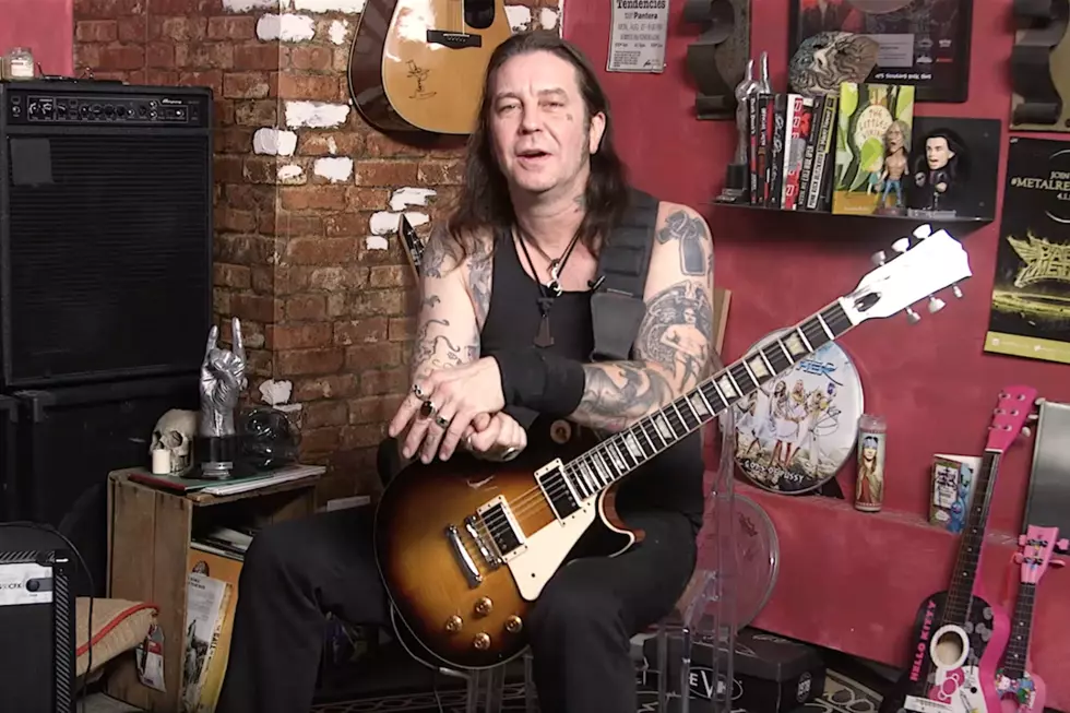 Matt Pike (Sleep / High on Fire) Plays His Favorite Riffs