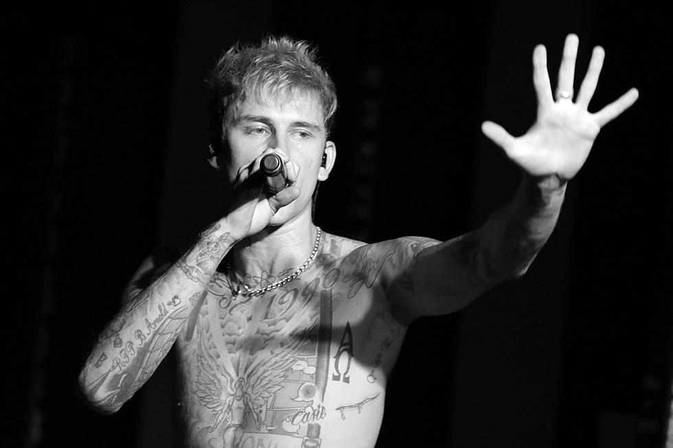 Rapper Machine Gun Kelly Says He’s Releasing a Rock Album in 2020