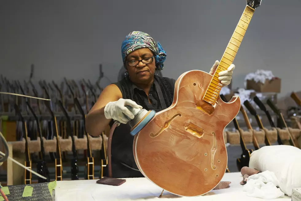 Gibson Guitars Pays $1,000 to Each Hourly Factory Worker
