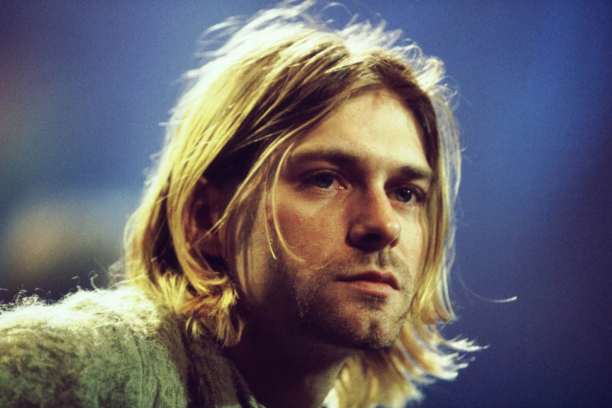 Kurt Cobain's iconic blue hair - wide 7