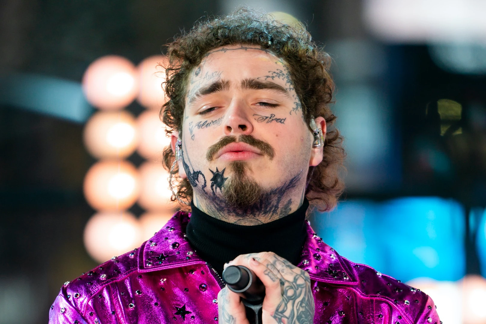 Does Post Malone have room on his face for a Dallas Cowboys 88 tattoo  Yes he does