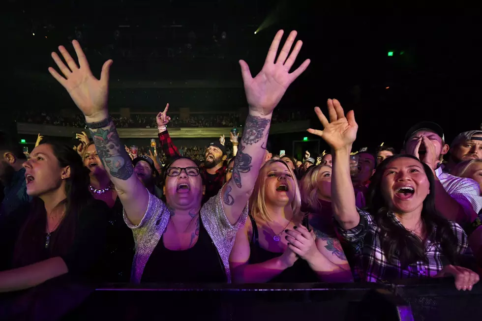 Survey: 54 Percent of Concert Industry Pros Believe Full Capacity Concerts Return in 2021
