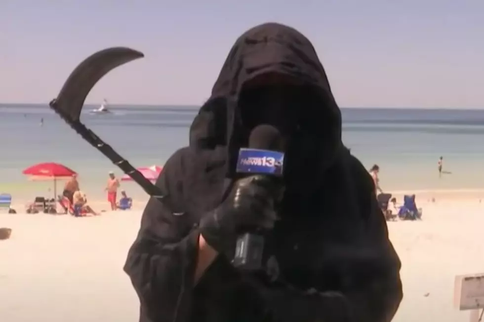Lawyer Dressed as Grim Reaper Protests Florida Beach Reopening