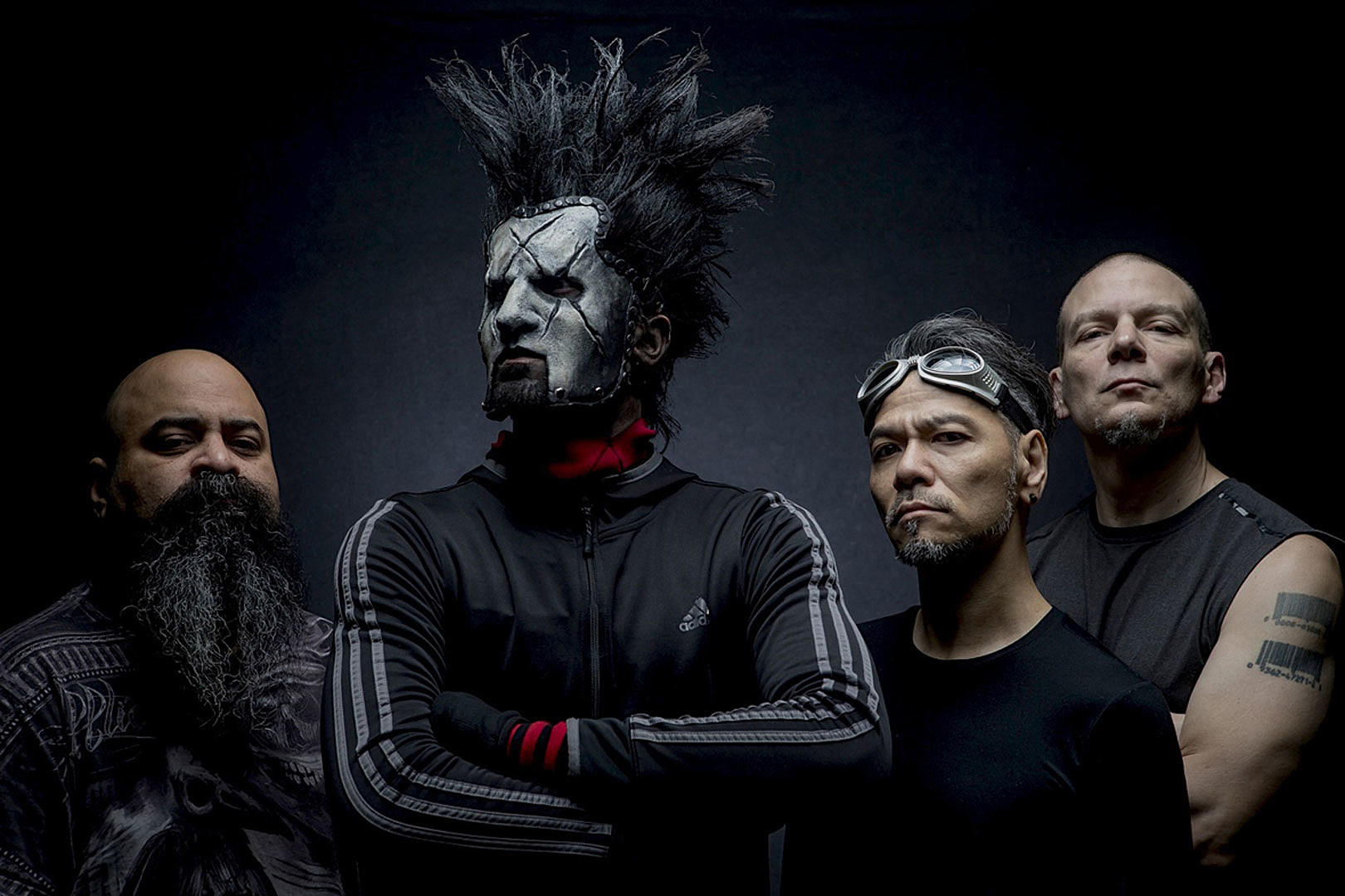 smukke Illustrer indrømme Static-X Will Not Reveal Xer0's Identity, Even Though Fans Know
