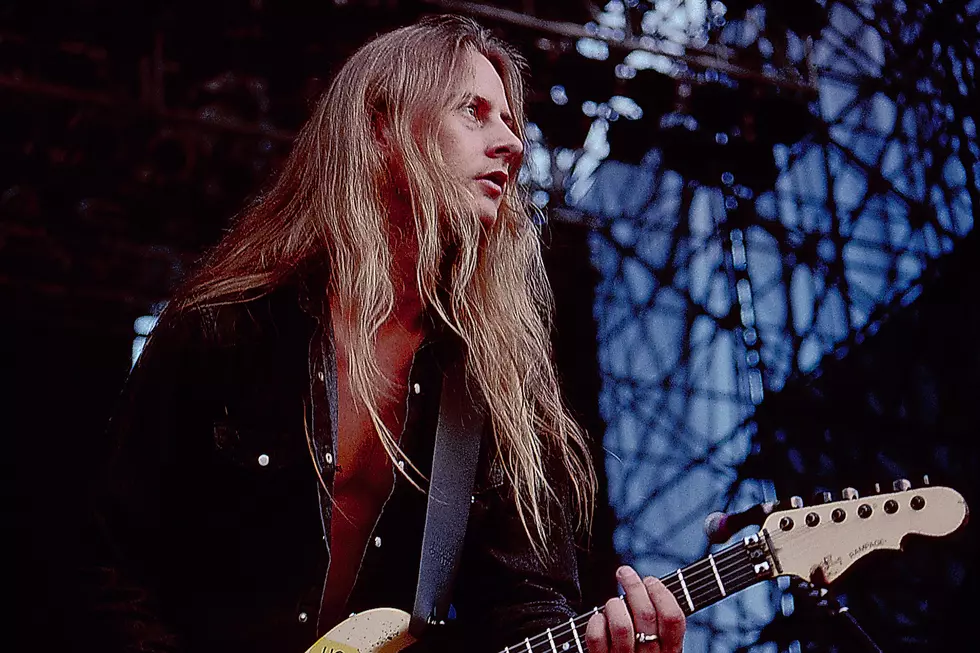 Alice in Chains’ Jerry Cantrell Names the Best Grunge Guitarist