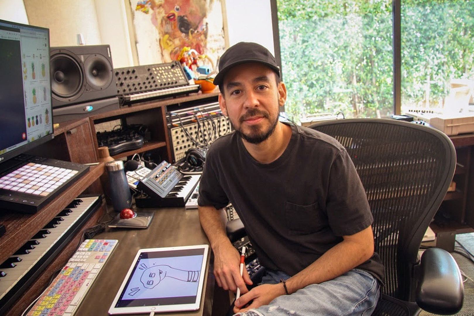 Linkin Park&#39;s Mike Shinoda Gets in on Crypto &#39;NFT Art&#39; Craze