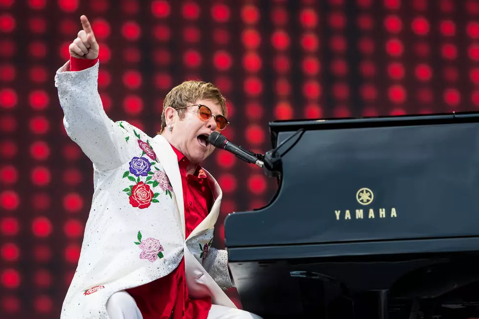 Elton John's Private Jet Forced to Make Emergency Landing