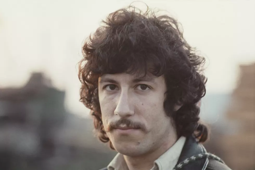 Fleetwood Mac Co-Founder Peter Green Dead at 73