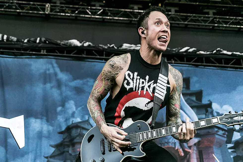 Trivium&#8217;s Matt Heafy Surprises UPS Driver With Guitar on &#8216;Drew Barrymore Show&#8217;