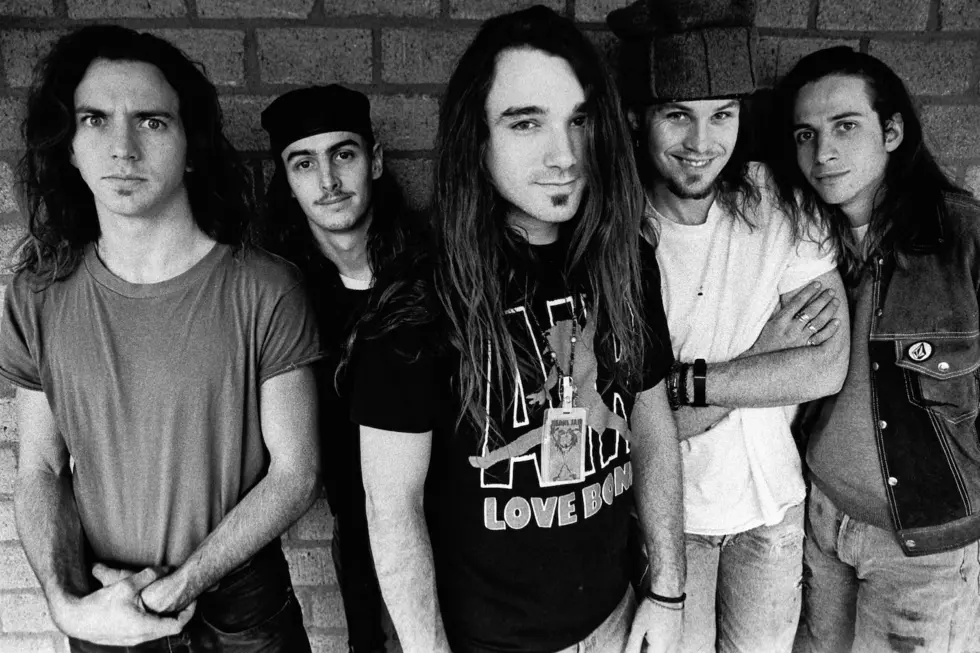 Pearl Jam&#8217;s &#8216;Ten': 10 Facts Only Superfans Would Know