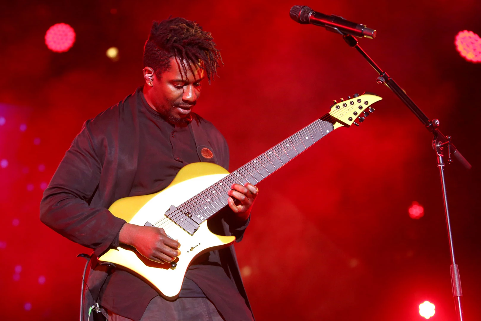 Animals as Leaders' Tosin Abasi Is 'Bill + Ted' Air Shredder