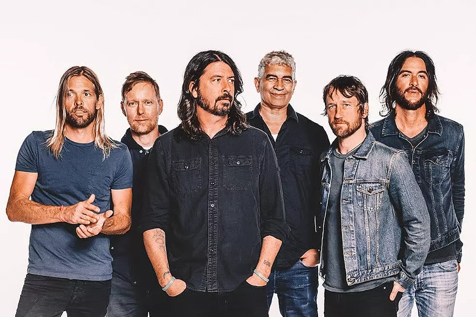 Foo Fighters Celebrate 25th Anniversary With 'Times Like Those'