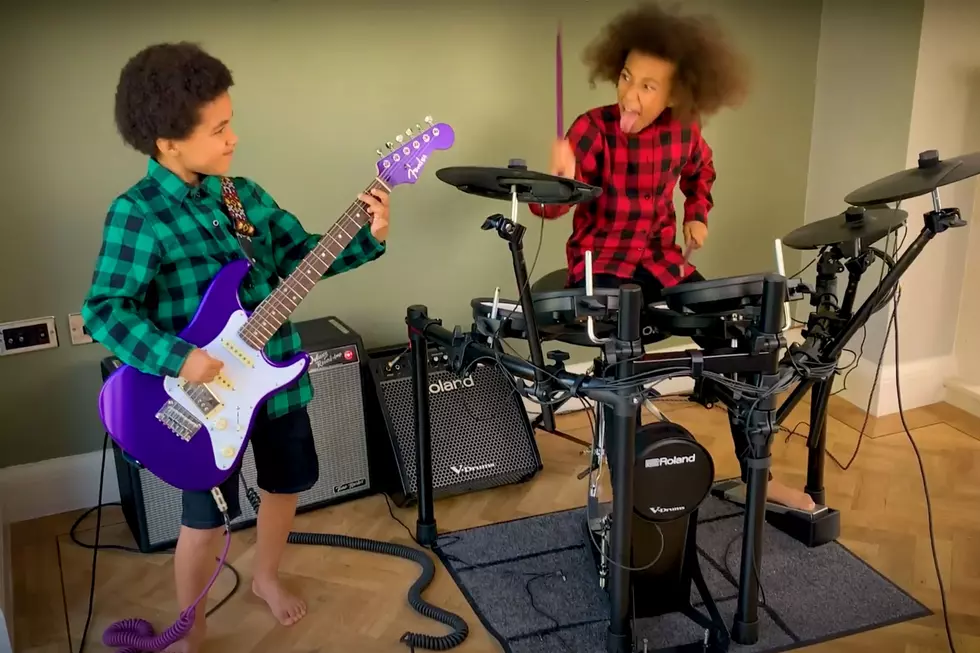 Nandi Bushell Teaches Brother Thomas to Rock a Nirvana Cover