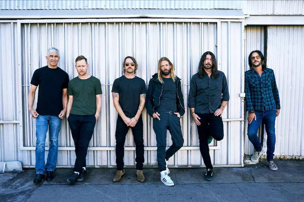 Foo Fighters&#8217; &#8216;Medicine at Midnight&#8217; Tops Billboard Album Sales Chart