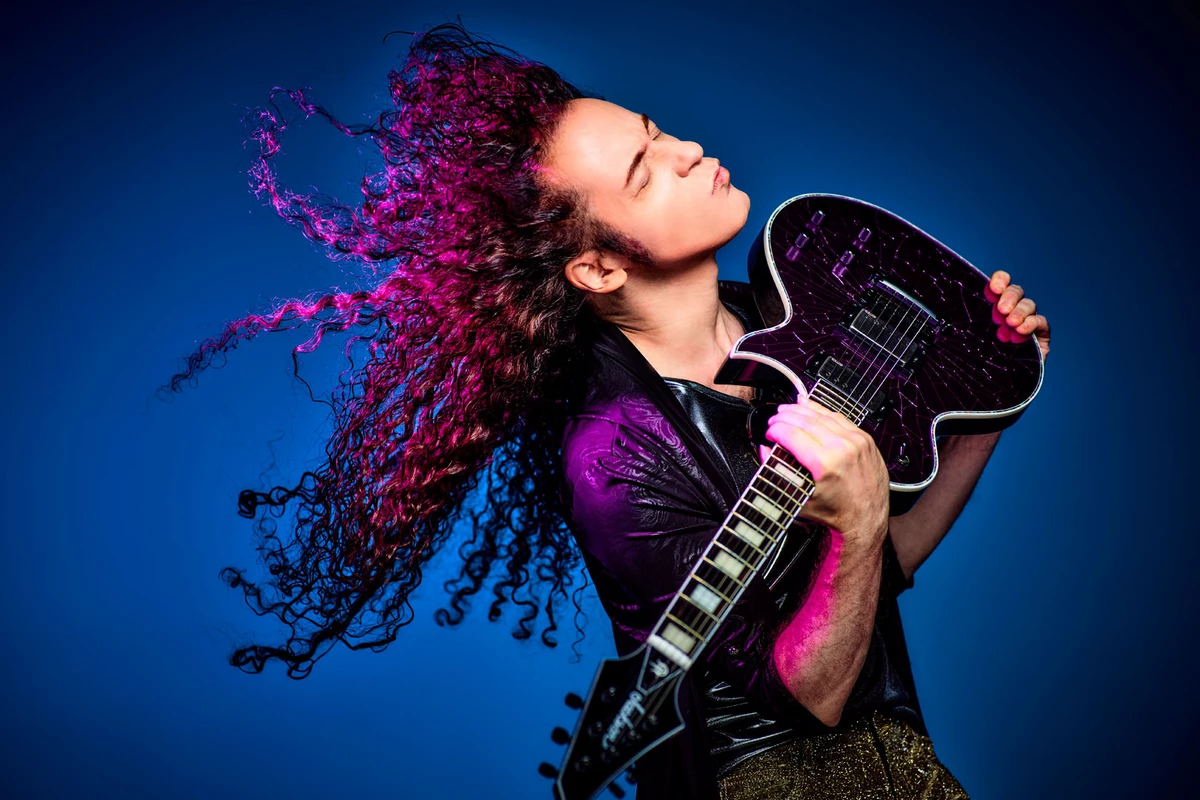 Marty Friedman Says He Can't Do What YouTube Guitar Stars Do