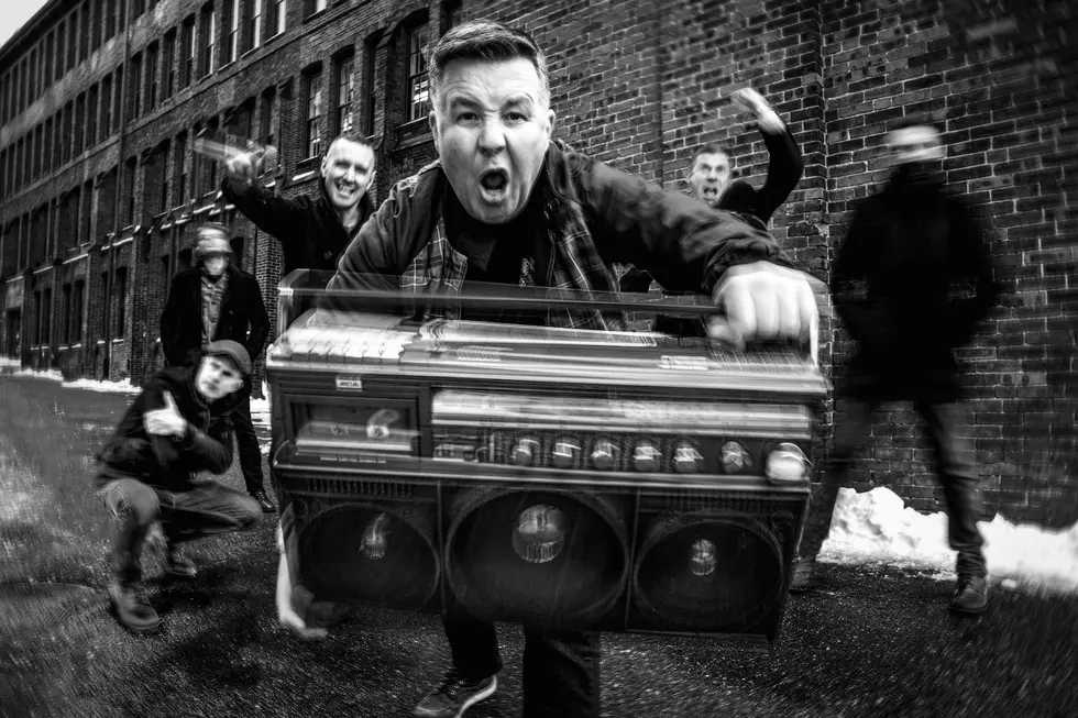 Dropkick Murphys Give &#8216;Middle Finger&#8217; on New Song, Announce 10th Album &#8216;Turn Up That Dial&#8217;