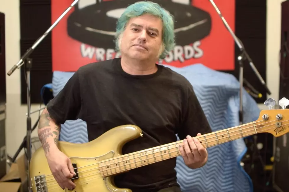 NOFX's Fat Mike Plays His Favorite Bass Riffs