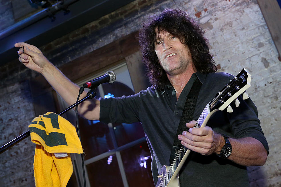 KISS&#8217; Tommy Thayer Shares How He Learned He Had a 31-Year-Old Daughter