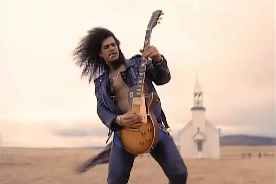 The Most-Replayed Scenes in Guns N' Roses' 'November Rain' Video
