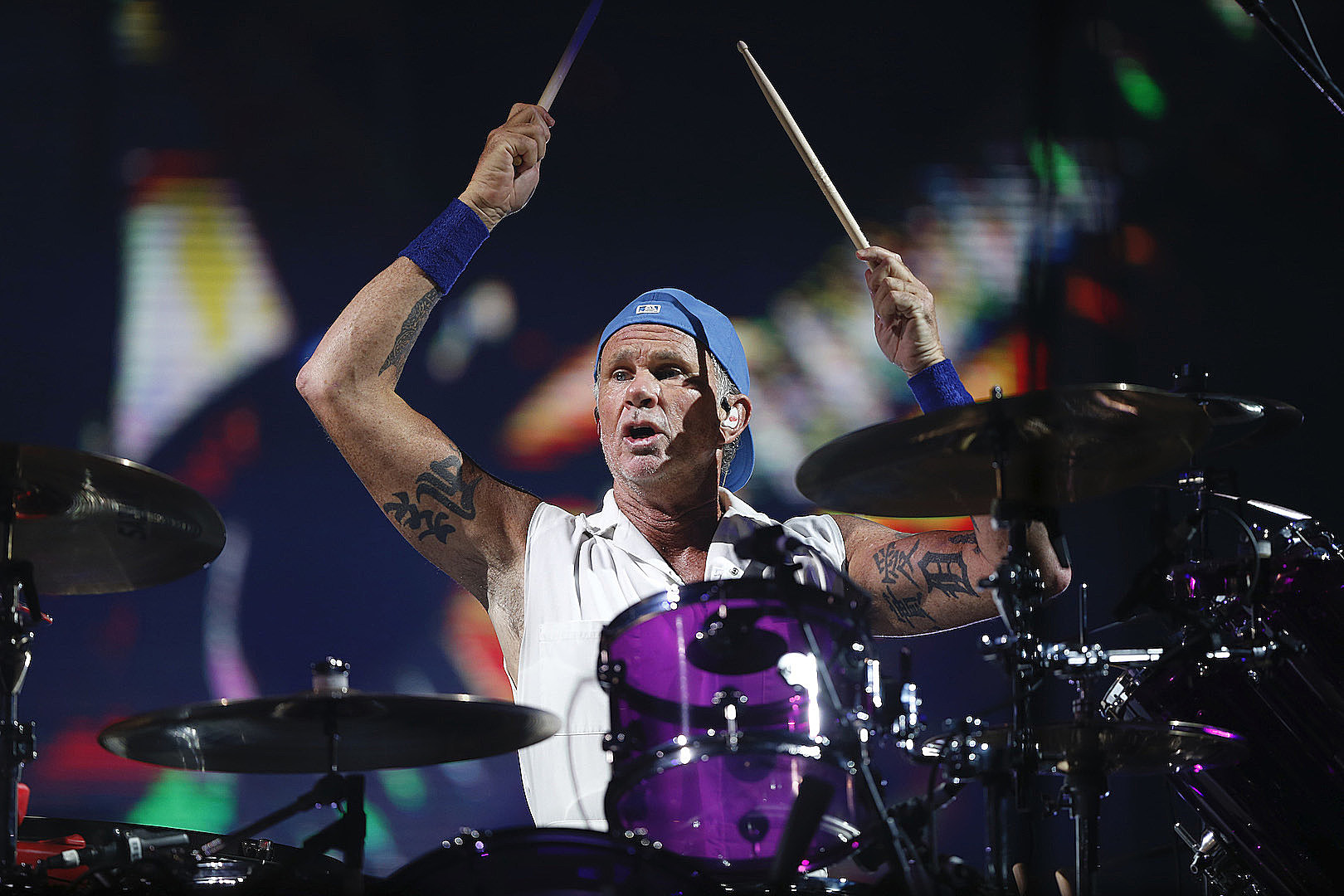 Red Hot Chili Peppers – The Drummer Lyrics