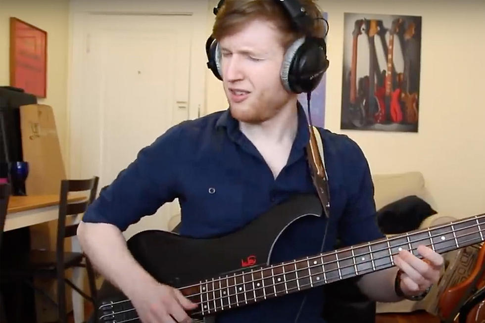 YouTuber Salutes &#8216;Californication&#8217; With Dazzling Array of Bass Styles