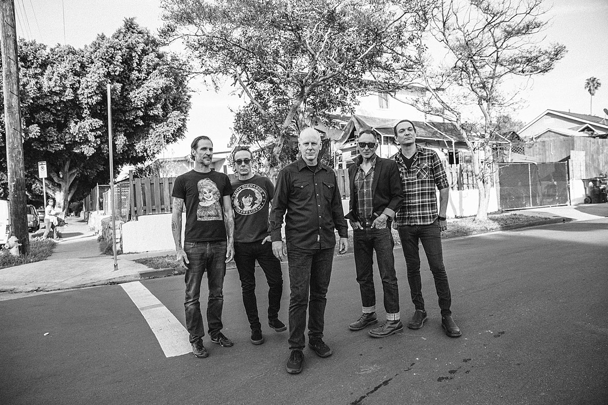 Bad Religion + Alkaline Trio Announce Rescheduled 2021 Tour Dates