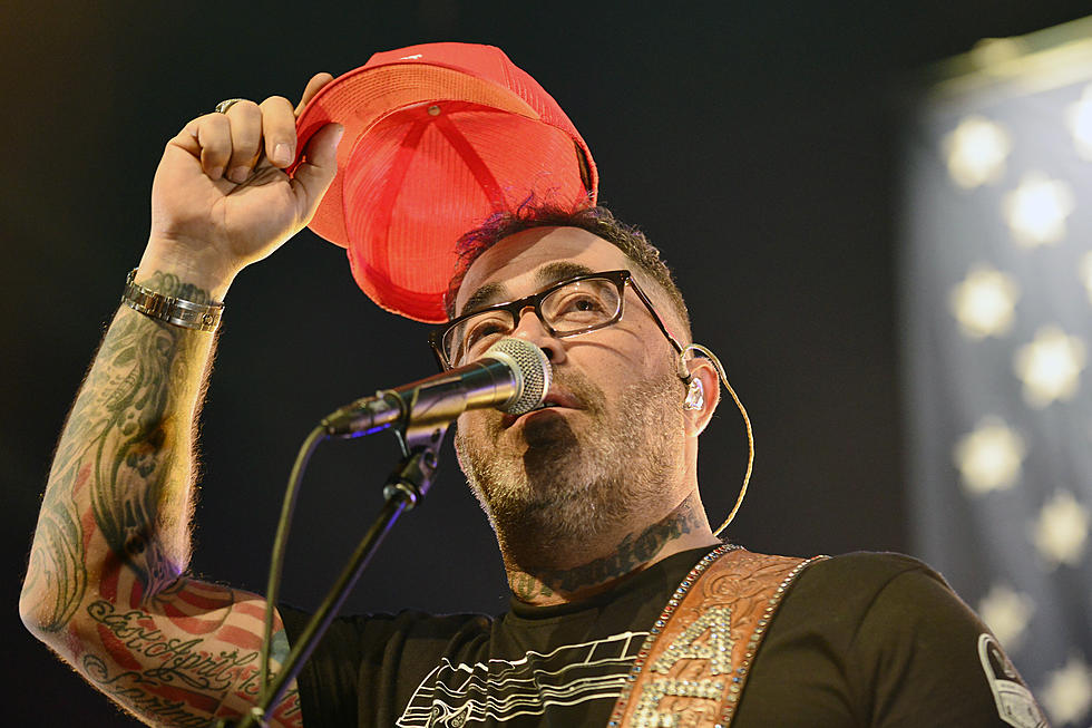 Staind's Aaron Lewis Blames Democrats for 'Every Racist Law'