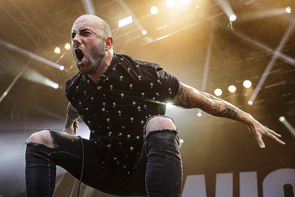 August Burns Red&#8217;s Jake Luhrs Leaves Tour Over &#8216;Emergency Situation&#8217;